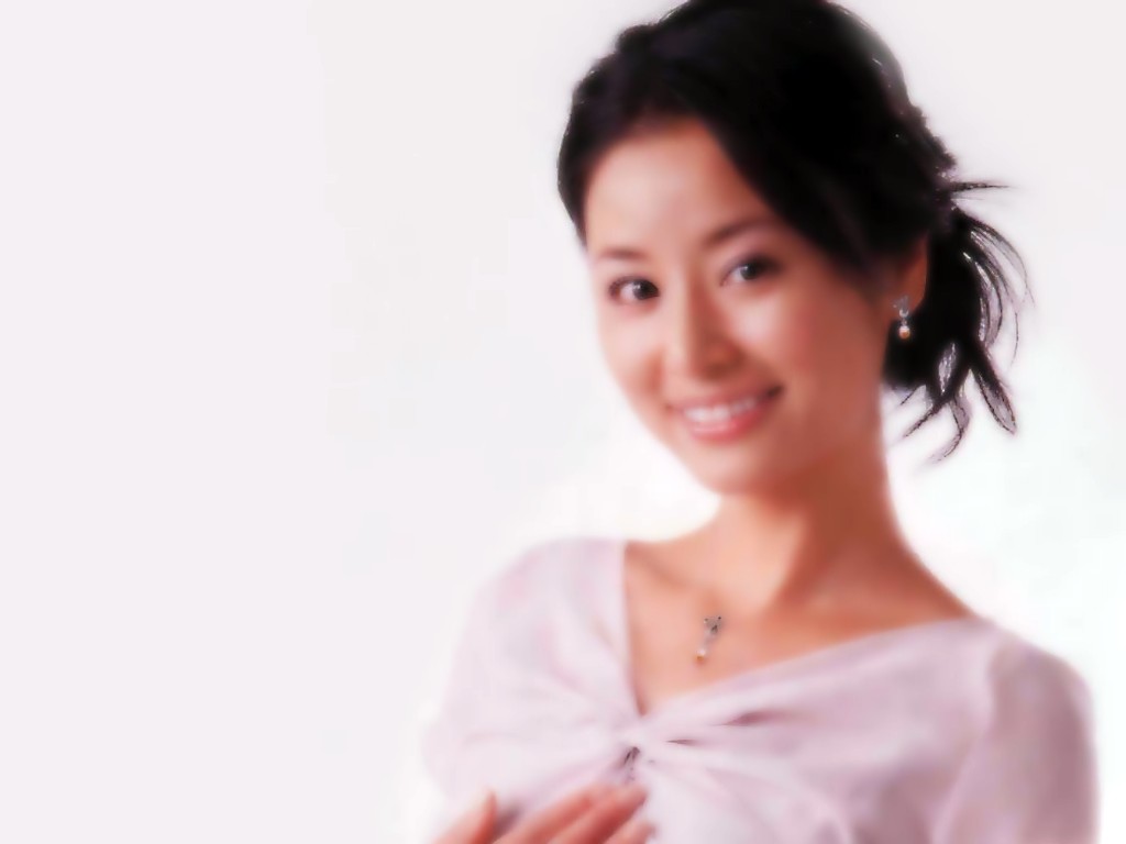 Lߦp Ruby Lin