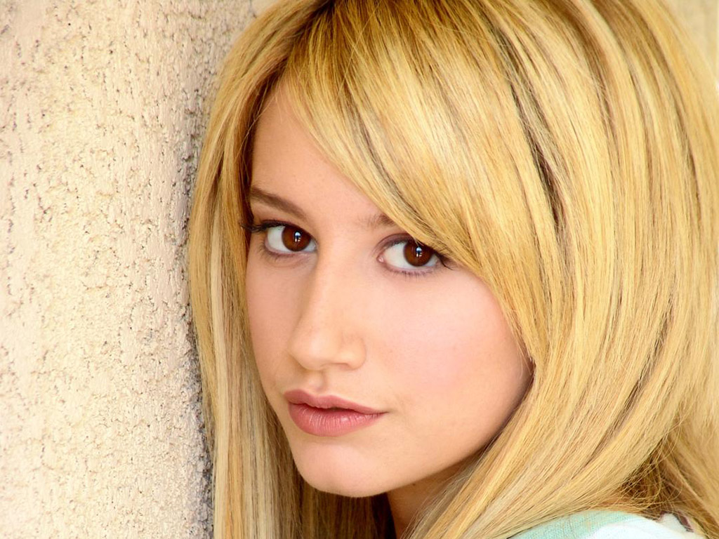 Ashley Tisdale